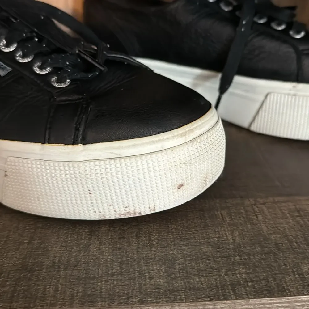 SUPER GA leather sneakers- size 41/9.5‎